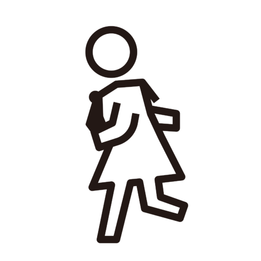 走っている女子