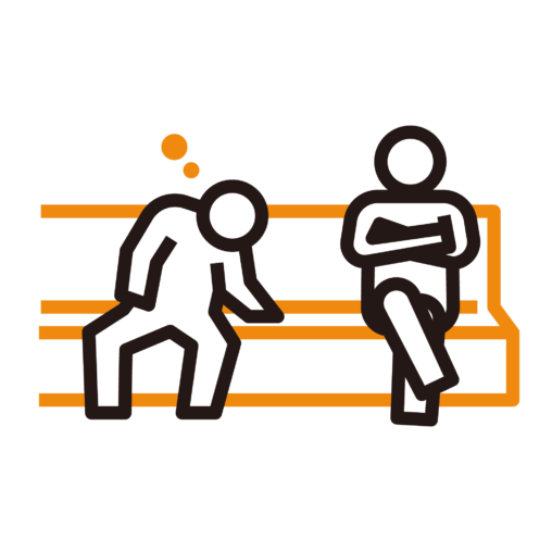 電車で2席分使って寝る人